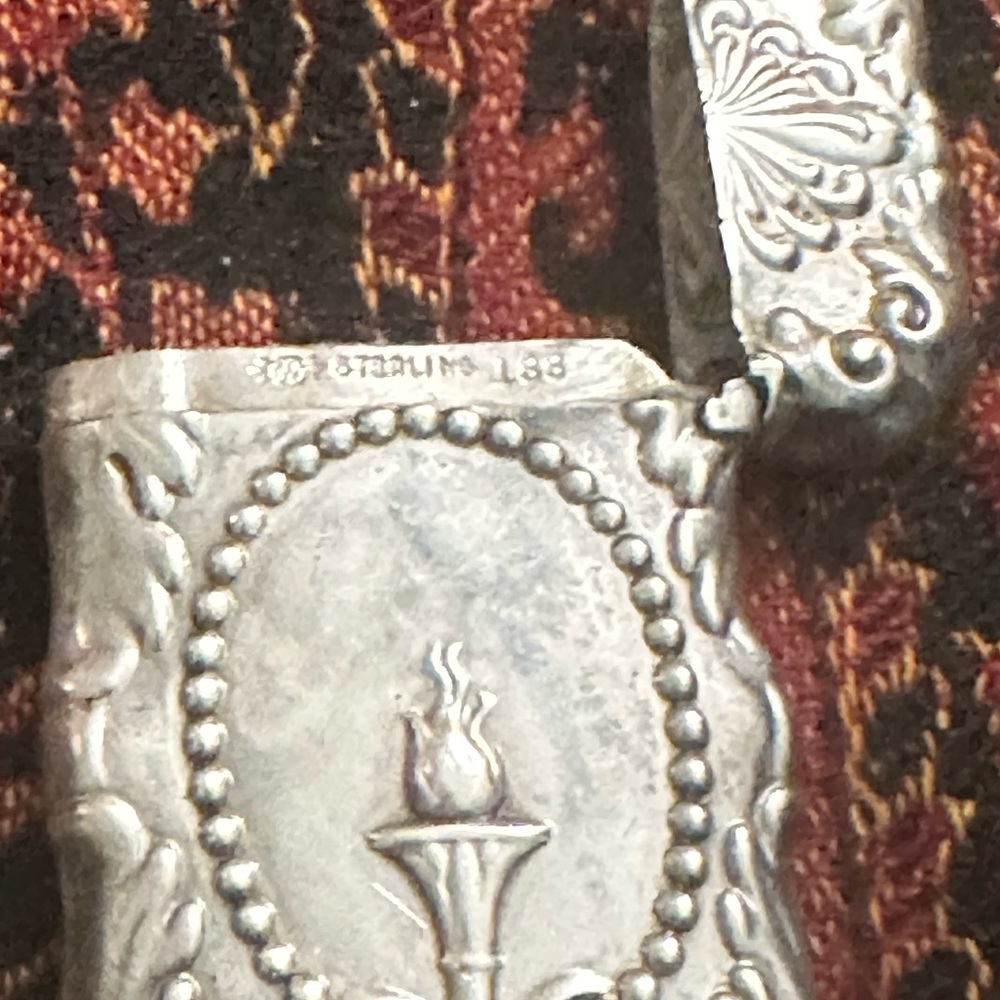 Vintage sterling Silver 925 Decorative Lighter Case